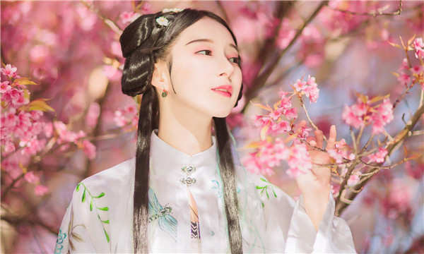 祥云供卵试管婴儿：助您实现家庭梦想的科学方案